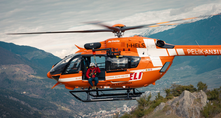 Avincis nimmt einen H145D3 in Empfang, um die Vertragsverlängerung in Südtirol zu unterstützen